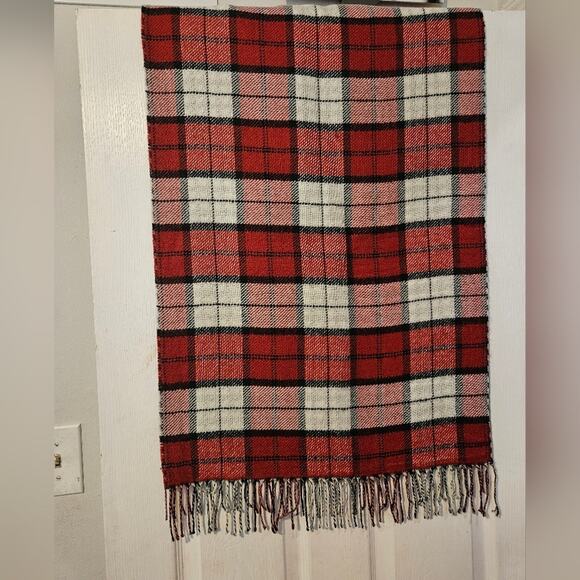 TALBOTS Reversible scarf Red plaid and Houndstooth 76 x 22 - Picture 3 of 8